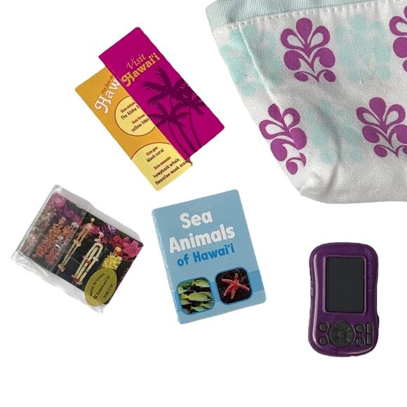 American Girl KANANI ACCESSORIES Hawaiian Tote Bag Photo Guide Book Brochure - Picture 3 of 5